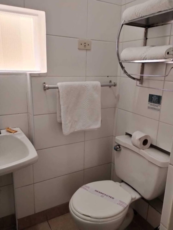 Imagen de la habitación del Hostal The Place Miraflores. Foto 4