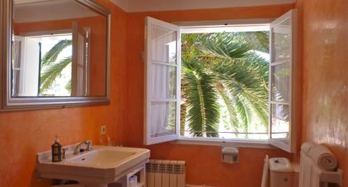 Imagen de la habitación del Hostal The Sea Club. Foto 16