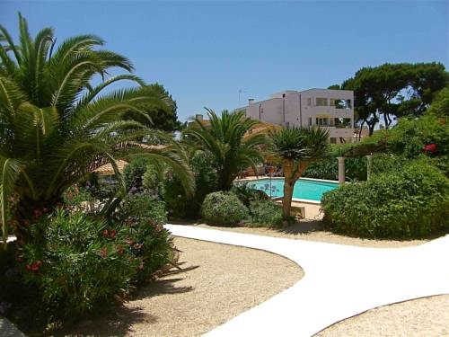 Imagen de los interiores del Hostal The Sea Club. Foto 39