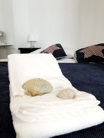 Imagen de la habitación del Hostal The Sun Hostel. Foto 13