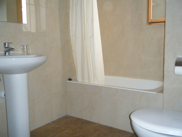 Imagen de la habitación del Hostal The Tierramar. Foto 7