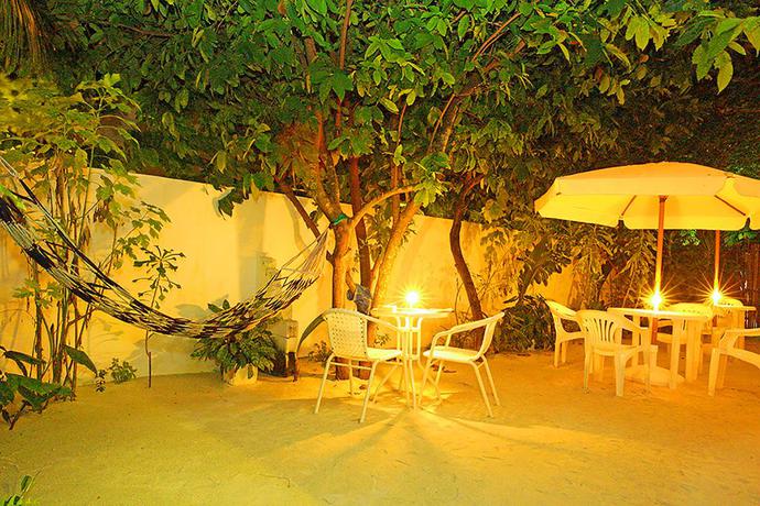 Imagen general del Hostal Thoddoo Ocean Front. Foto 8