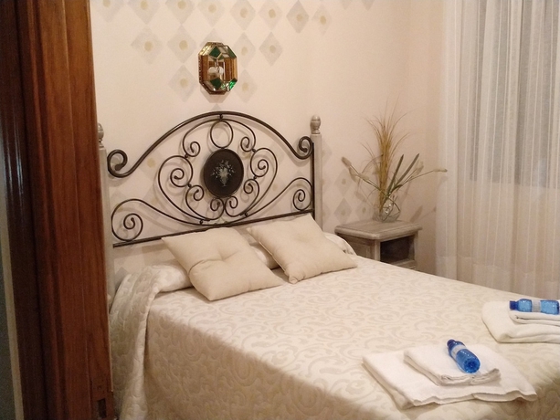 Imagen de la habitación del Hostal Tic-Tac. Foto 7