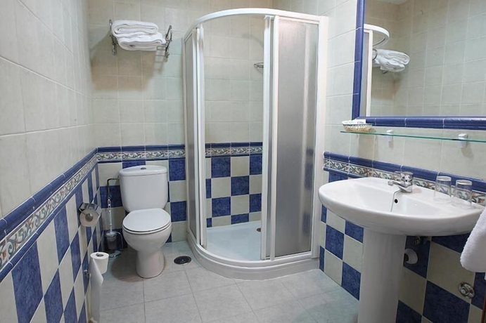 Imagen de la habitación del Hostal Tic-Tac. Foto 15