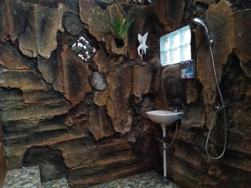 Imagen de la habitación del Hostal Tiing Bali Guest House Kintamani. Foto 9