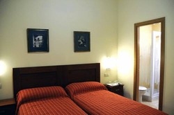 Imagen general del Hostal Tirso Plaza. Foto 16