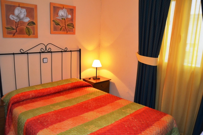 Imagen de la habitación del Hostal Tokio. Foto 6