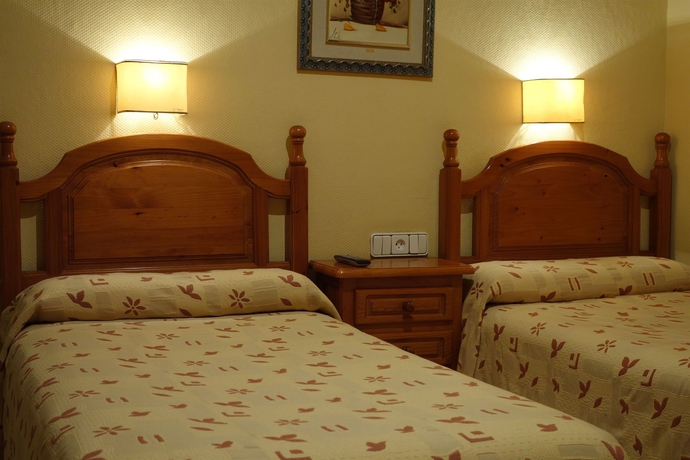 Imagen de la habitación del Hostal Toledo, Toledo. Foto 4