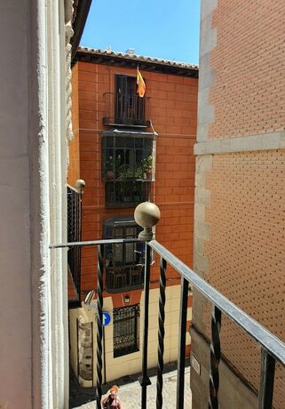 Imagen de la habitación del Hostal ToledoRooms Palacios. Foto 14