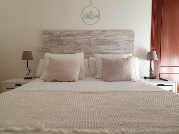 Imagen de la habitación del Hostal ToledoRooms Palacios. Foto 17