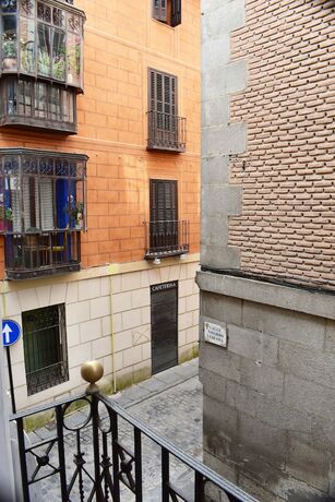 Imagen general del Hostal ToledoRooms Palacios. Foto 8