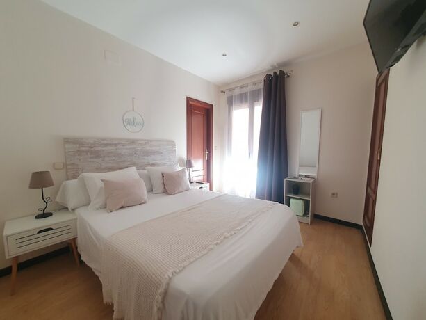 Imagen general del Hostal ToledoRooms Palacios. Foto 9