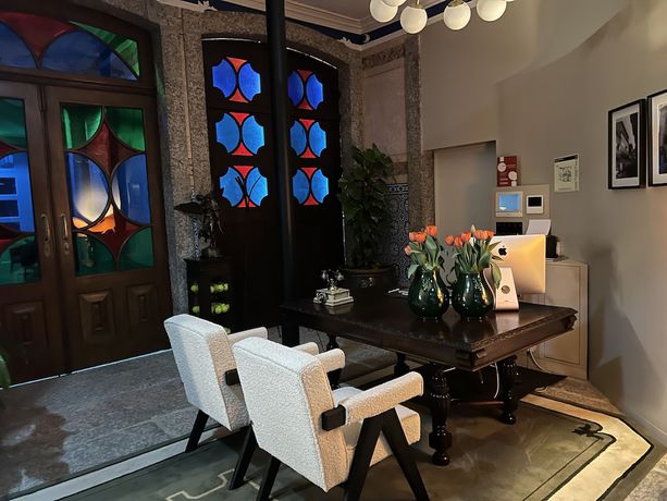 Imagen de los interiores del Hostal Torel Royal Court. Foto 18