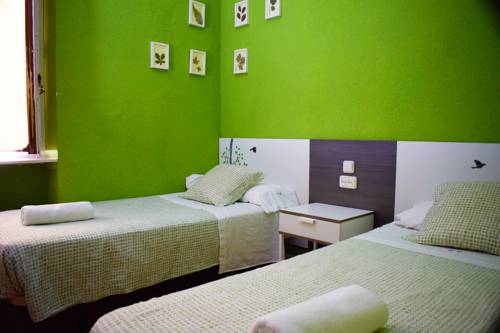 Imagen de la habitación del Hostal Tormes. Foto 5