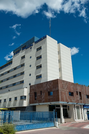 Imagen de los exteriores del Hostal Torrejón. Foto 10