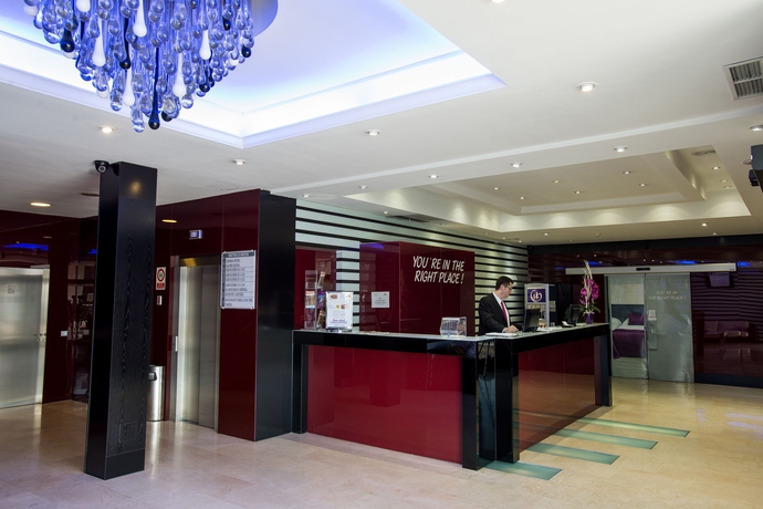 Imagen de los interiores del Hostal Torrejón. Foto 14