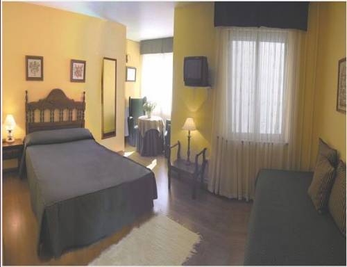 Imagen general del Hostal Toscana, Ojedo. Foto 3