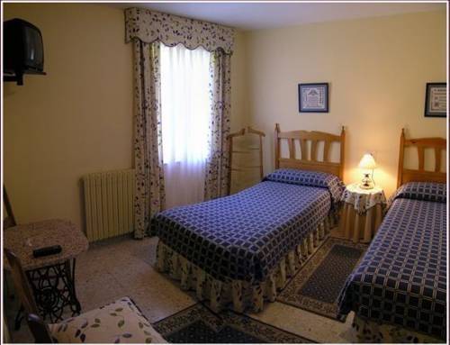 Imagen general del Hostal Toscana, Ojedo. Foto 4