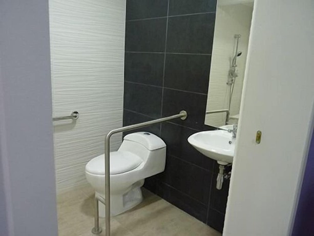 Imagen general del Hostal Trotamundos, Santiago Centro. Foto 13