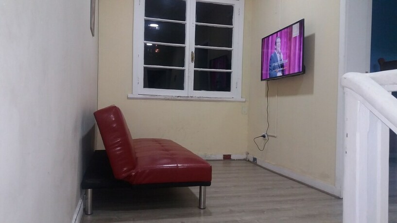 Imagen de los interiores del Hostal Trotamundos, Santiago Centro. Foto 40