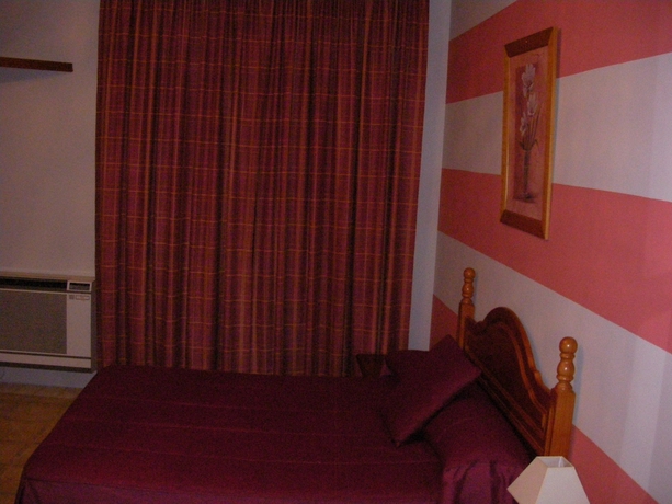 Imagen de la habitación del Hostal Trujillo. Foto 12