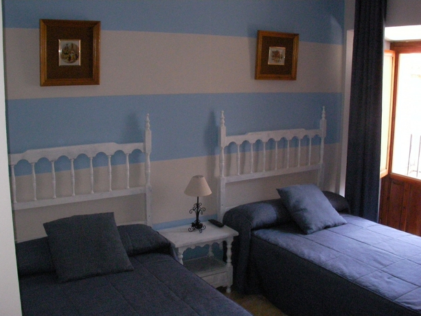 Imagen de la habitación del Hostal Trujillo. Foto 13