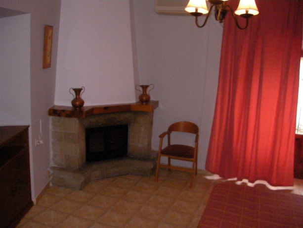 Imagen de la habitación del Hostal Trujillo. Foto 14