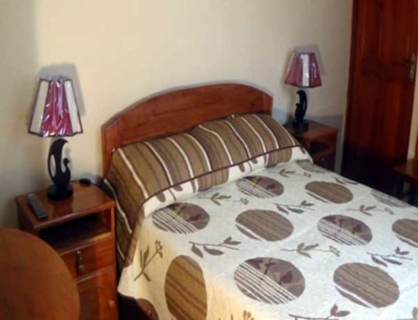 Imagen de la habitación del Hostal Umajalzu. Foto 24