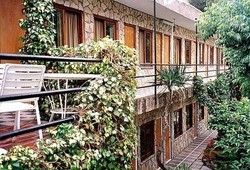 Imagen general del Hostal Univers, Calella. Foto 9