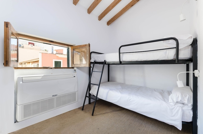 Imagen de la habitación del Hostal Urban Hostel Palma Albergue Juvenil. Foto 9