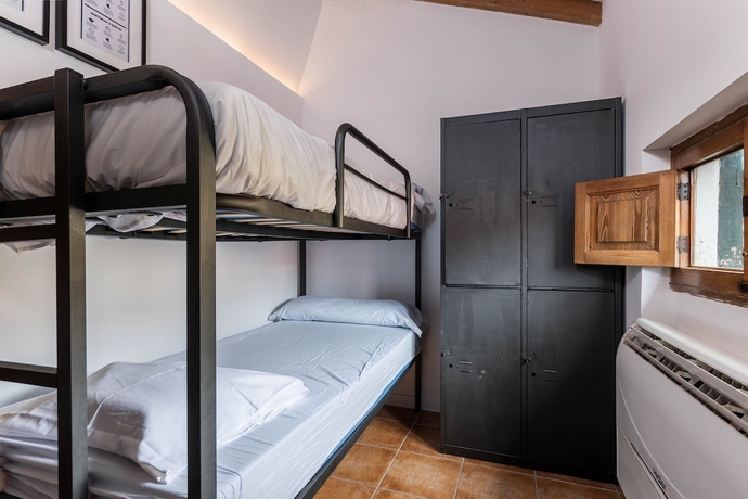 Imagen de la habitación del Hostal Urban Hostel Palma Albergue Juvenil. Foto 11