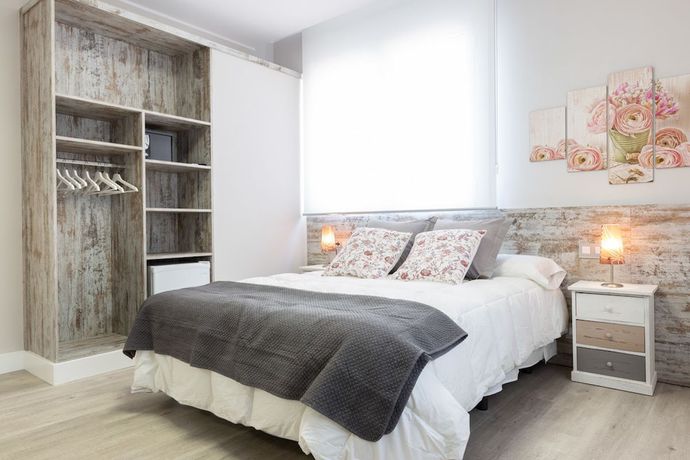 Imagen de la habitación del Hostal Urban Sabadell. Foto 5