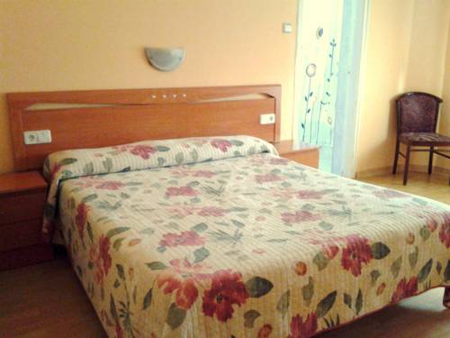Imagen de la habitación del Hostal Urgell. Foto 12