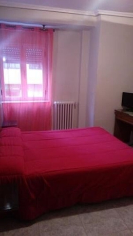 Imagen de la habitación del Hostal Uria. Foto 7