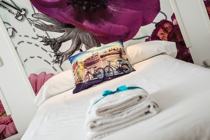 Imagen de la habitación del Hostal Vázquez De Mella. Foto 13