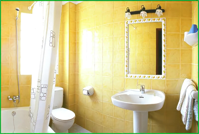 Imagen de la habitación del Hostal Valencia, San Antonio [Centro]. Foto 9