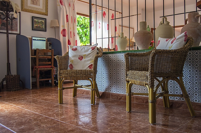 Imagen de los interiores del Hostal Valencia, San Antonio [Centro]. Foto 14