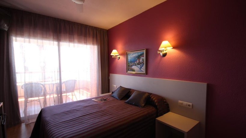 Imagen general del Hostal Velilla, Almu&ntilde;&eacute;car. Foto 13