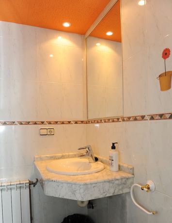 Imagen de la habitación del Hostal Venecia, Azagra. Foto 9