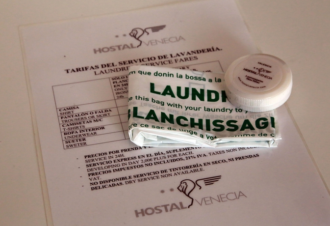 Imagen de la habitación del Hostal Venecia Plaza Centro Hotel. Foto 12