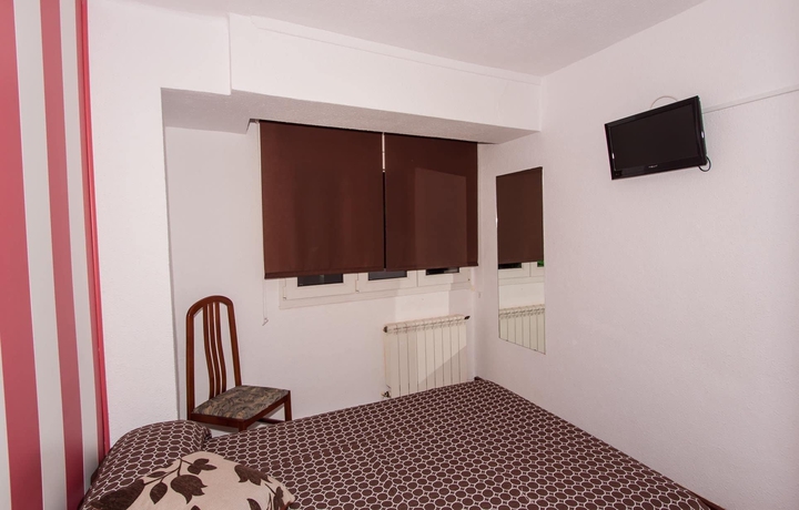 Imagen de la habitación del Hostal Verdemar, Gijón. Foto 10