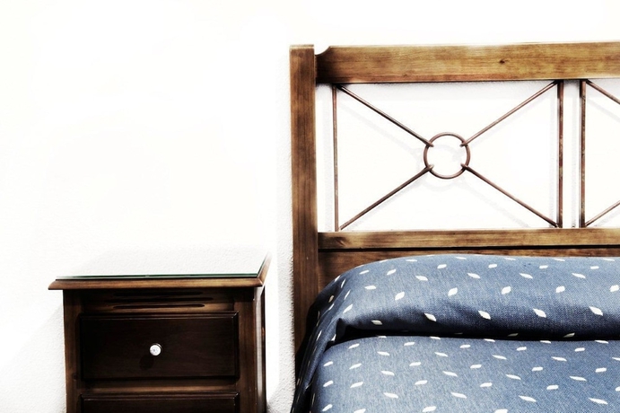 Imagen de la habitación del Hostal Verónica, Granada. Foto 7