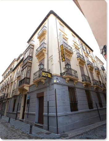 Imagen de la habitación del Hostal Verónica, Granada. Foto 8