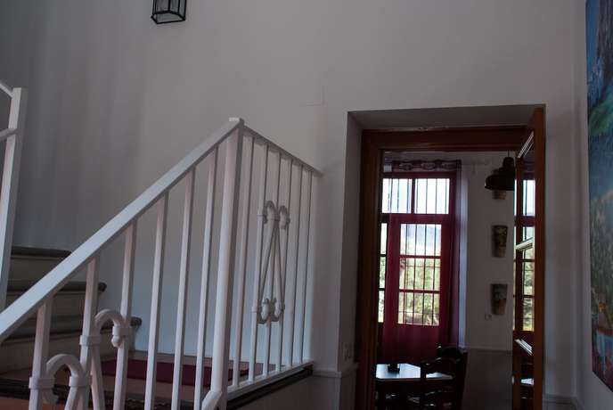 Imagen de los interiores del Hostal Vía Verde De La Sierra. Foto 10