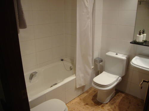 Imagen de la habitación del Hostal Victor, Peramola. Foto 3