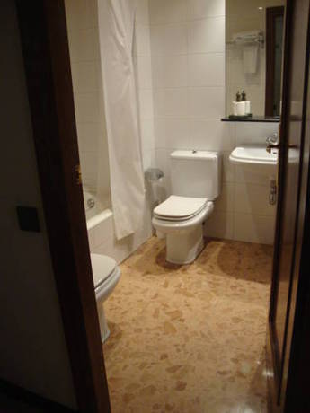 Imagen de la habitación del Hostal Victor, Peramola. Foto 4