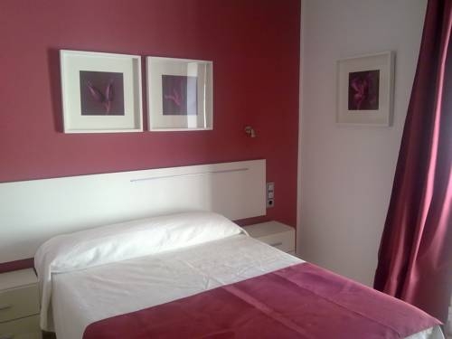 Imagen de la habitación del Hostal Victoria Mar. Foto 3