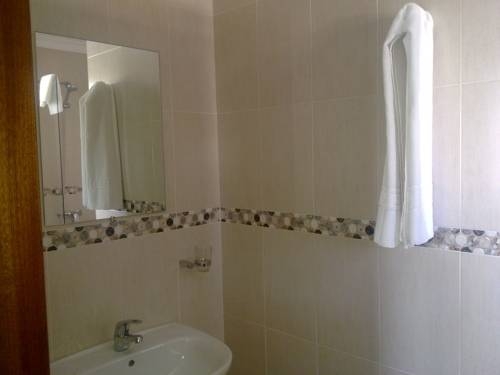 Imagen de la habitación del Hostal Victoria Mar. Foto 5