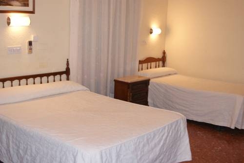 Imagen de la habitación del Hostal Victoria, Úbeda. Foto 3