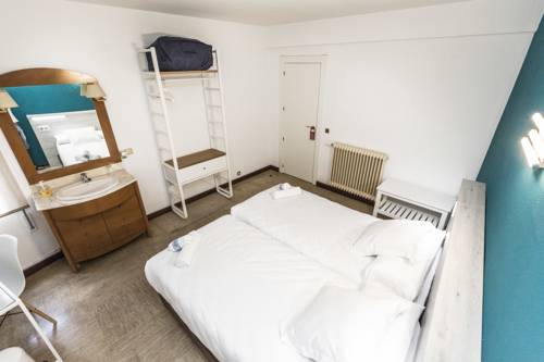 Imagen de la habitación del Hostal Viena. Foto 7